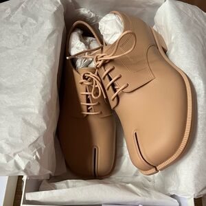 Maison Margiela Tabi Lace Up Brogues 37